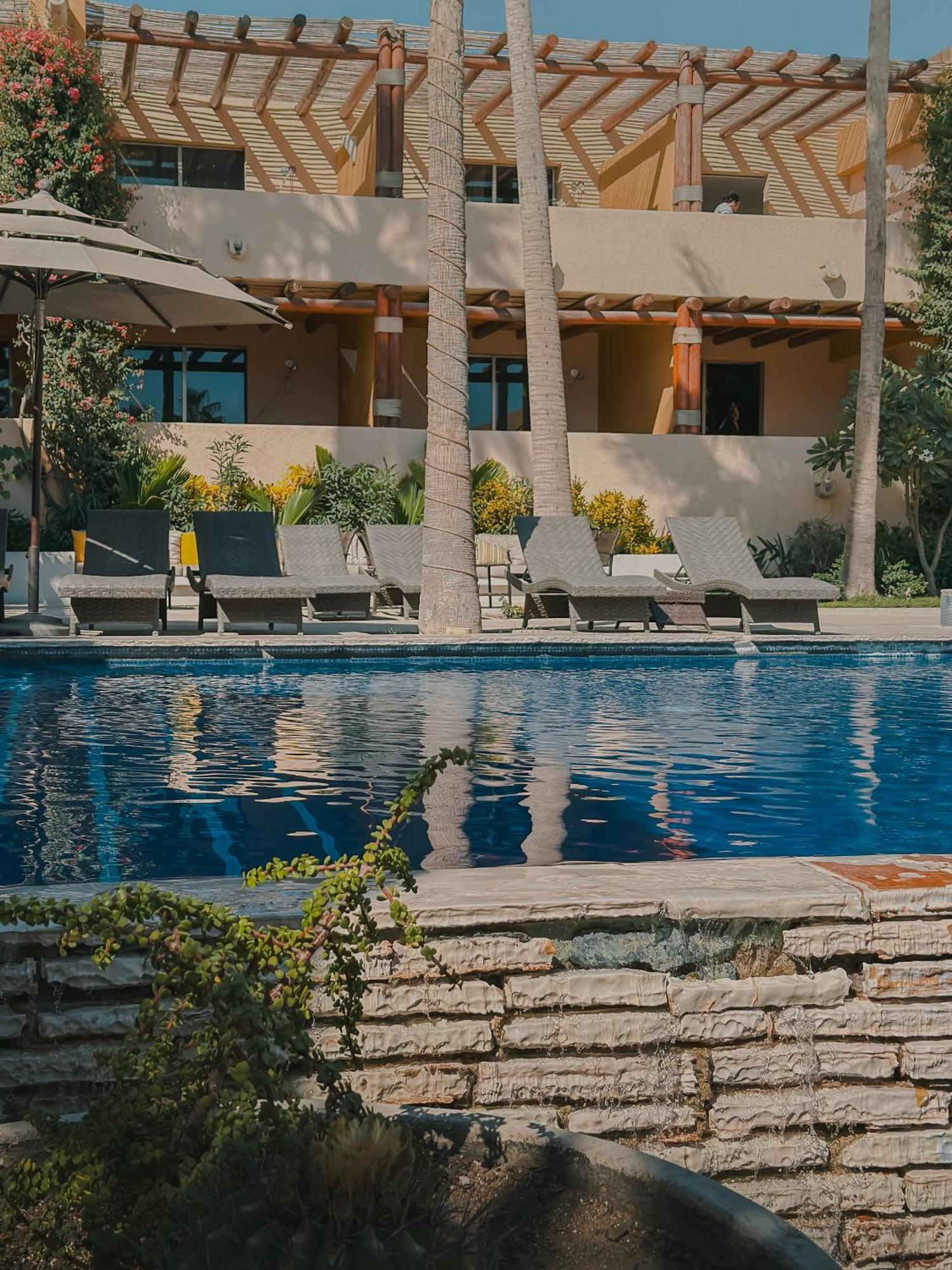 Hotel Patios 4*